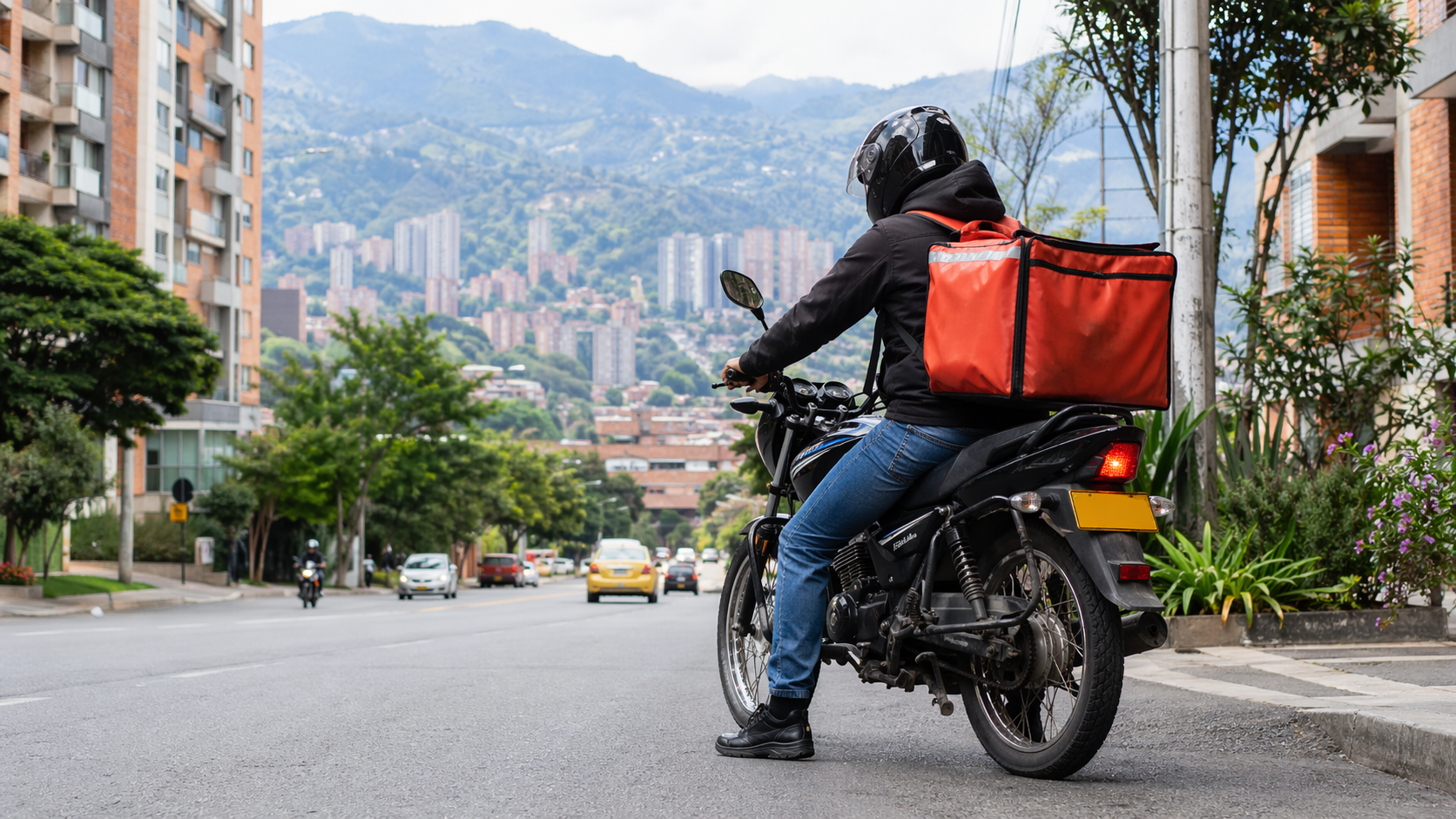 Moto para trabajar financiada con Medellín Sport Rentals